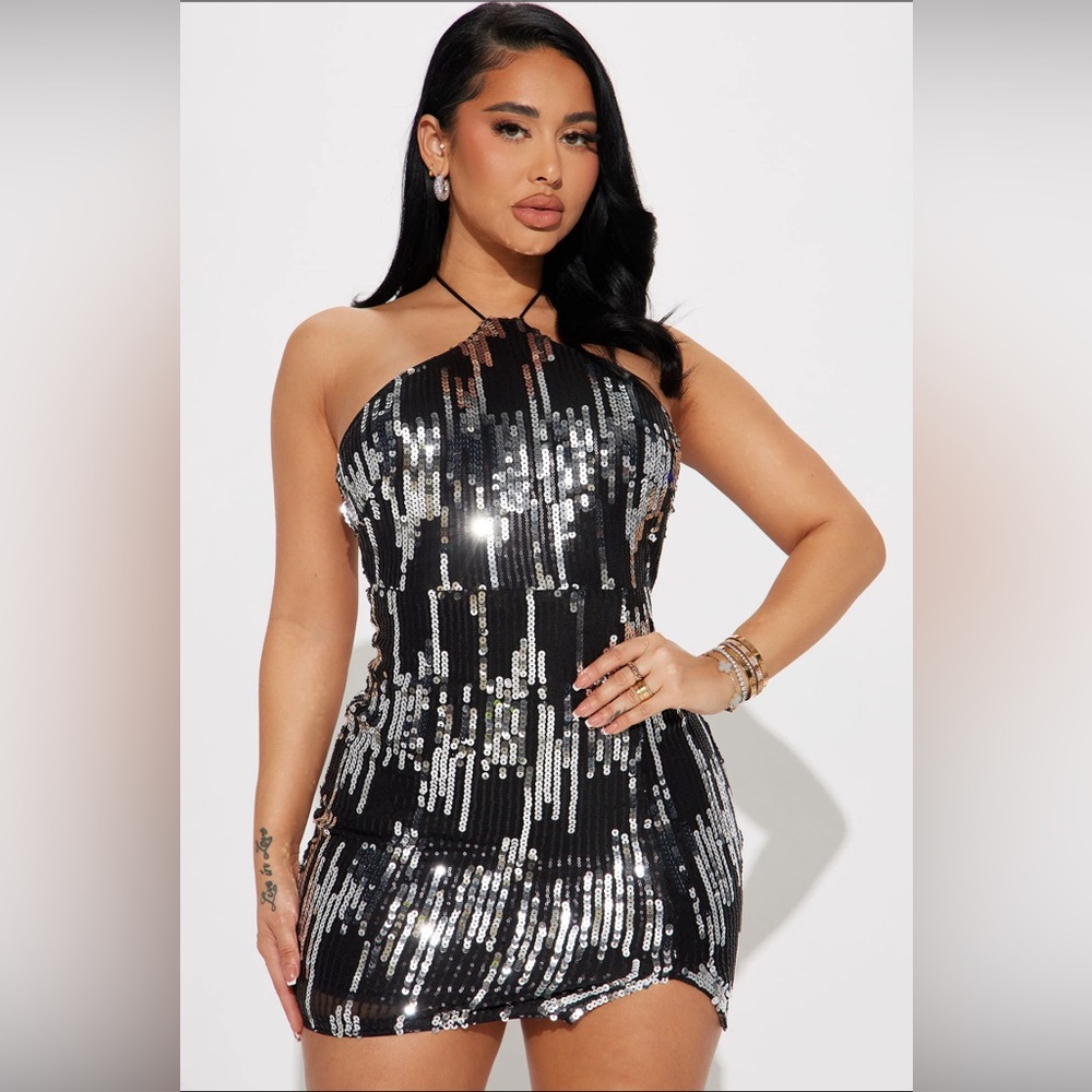 NWT Gabrielle Sequin Mini Dress 🖤
